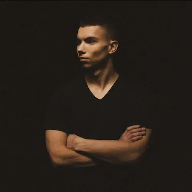 Nikita Vusatyi - Front-End Engineer